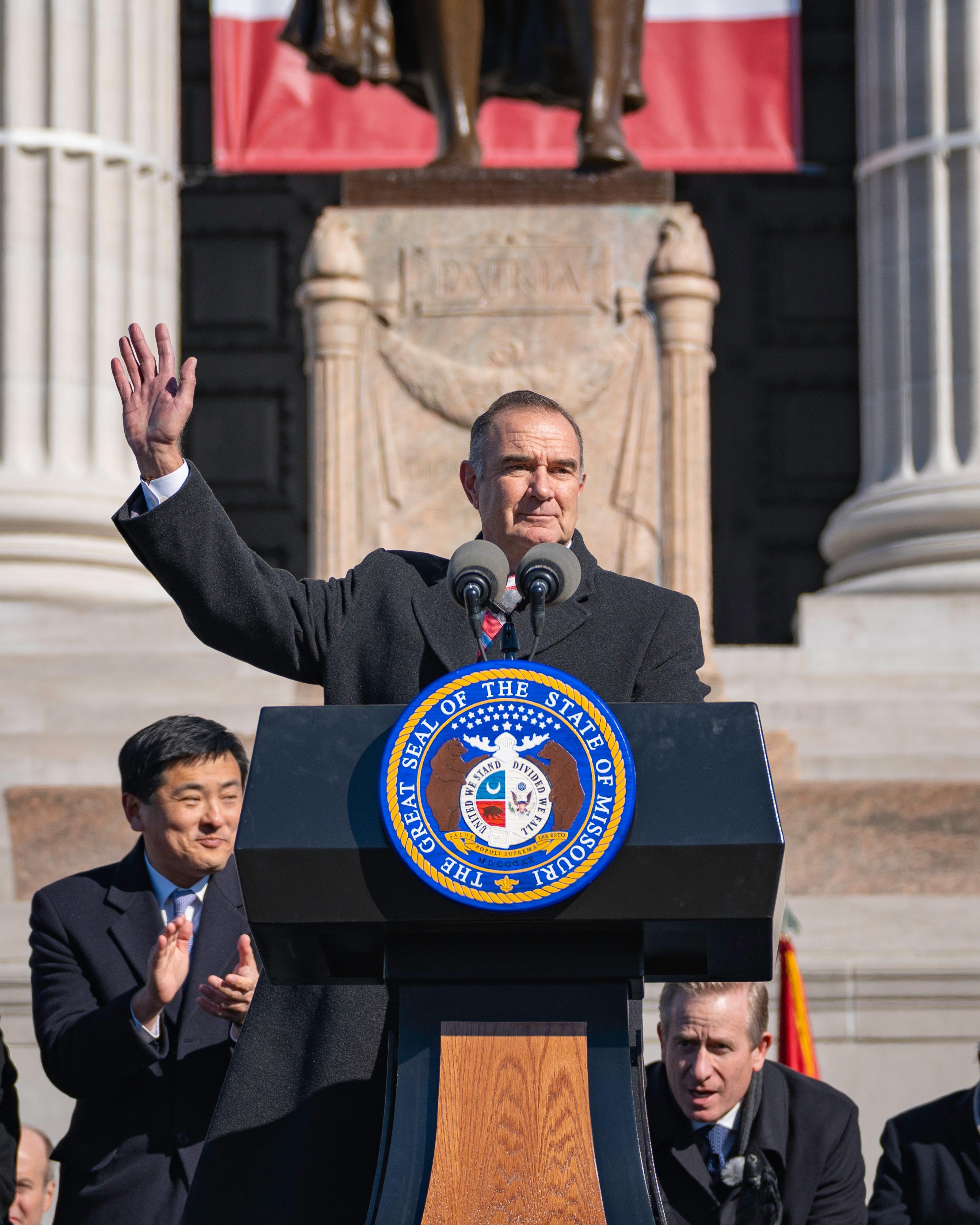 Governor Kehoe waves at inauguration